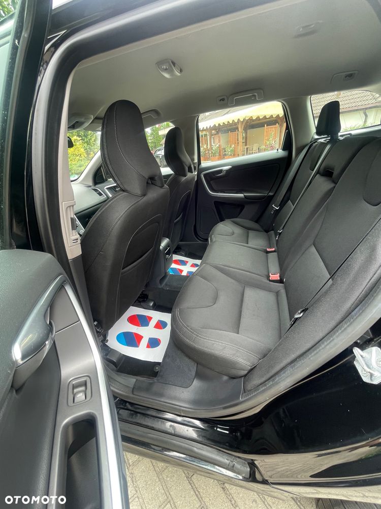 Volvo XC 60 D3 Momentum - 36