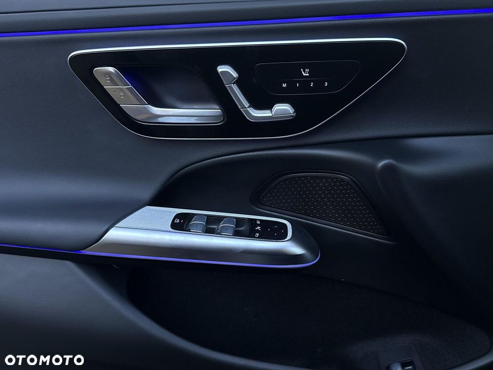 Mercedes-Benz Klasa E - 20