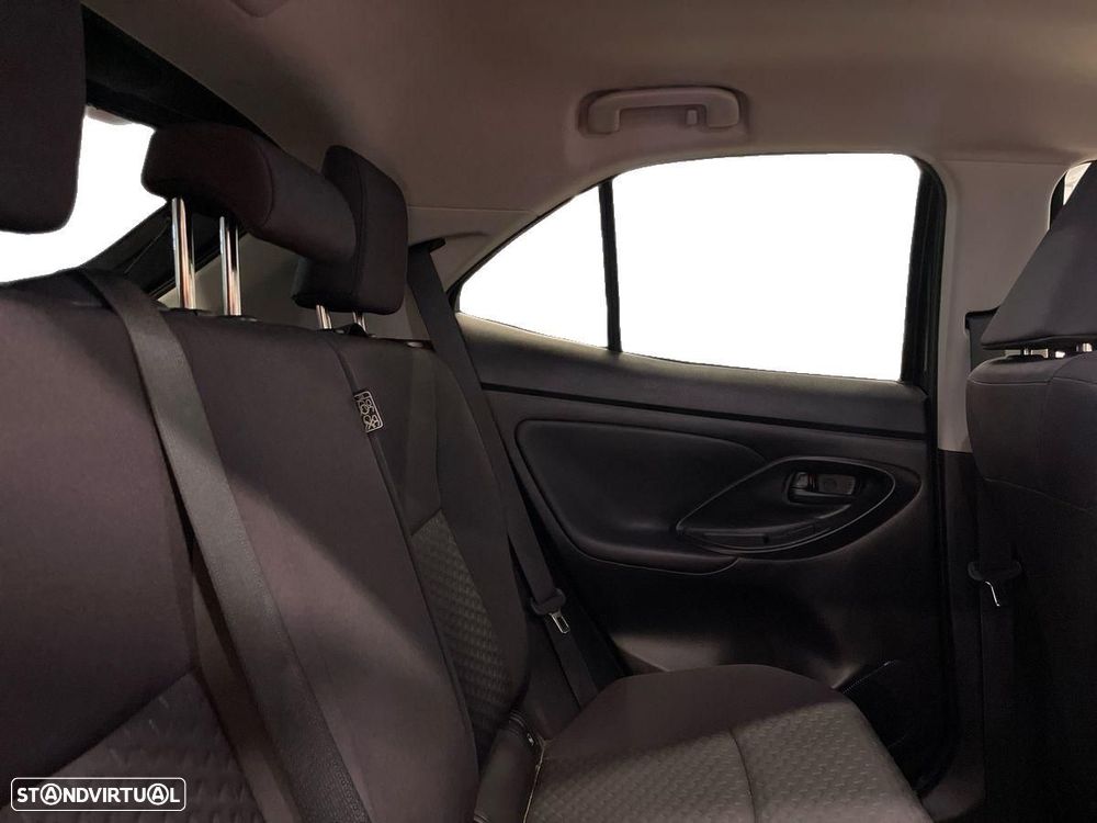 Toyota Yaris Cross 1.5 HDF Comfort Plus - 7