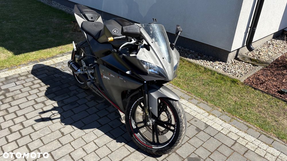 Yamaha YZF - 5