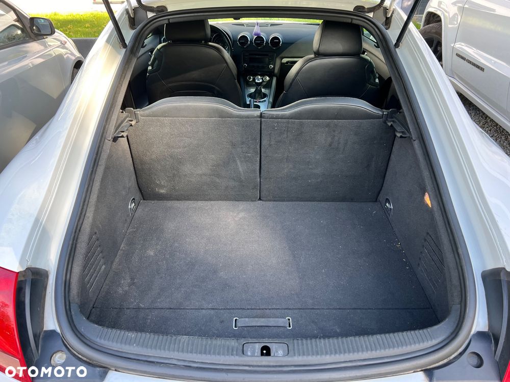 Audi TT Coupé - 4