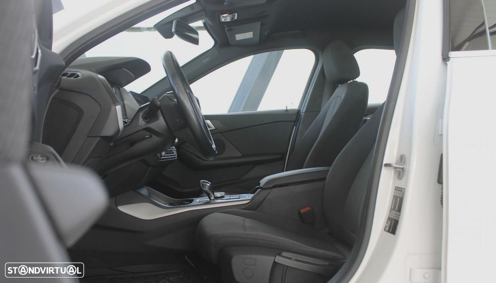 BMW 116 d Aut. Advantage - 11