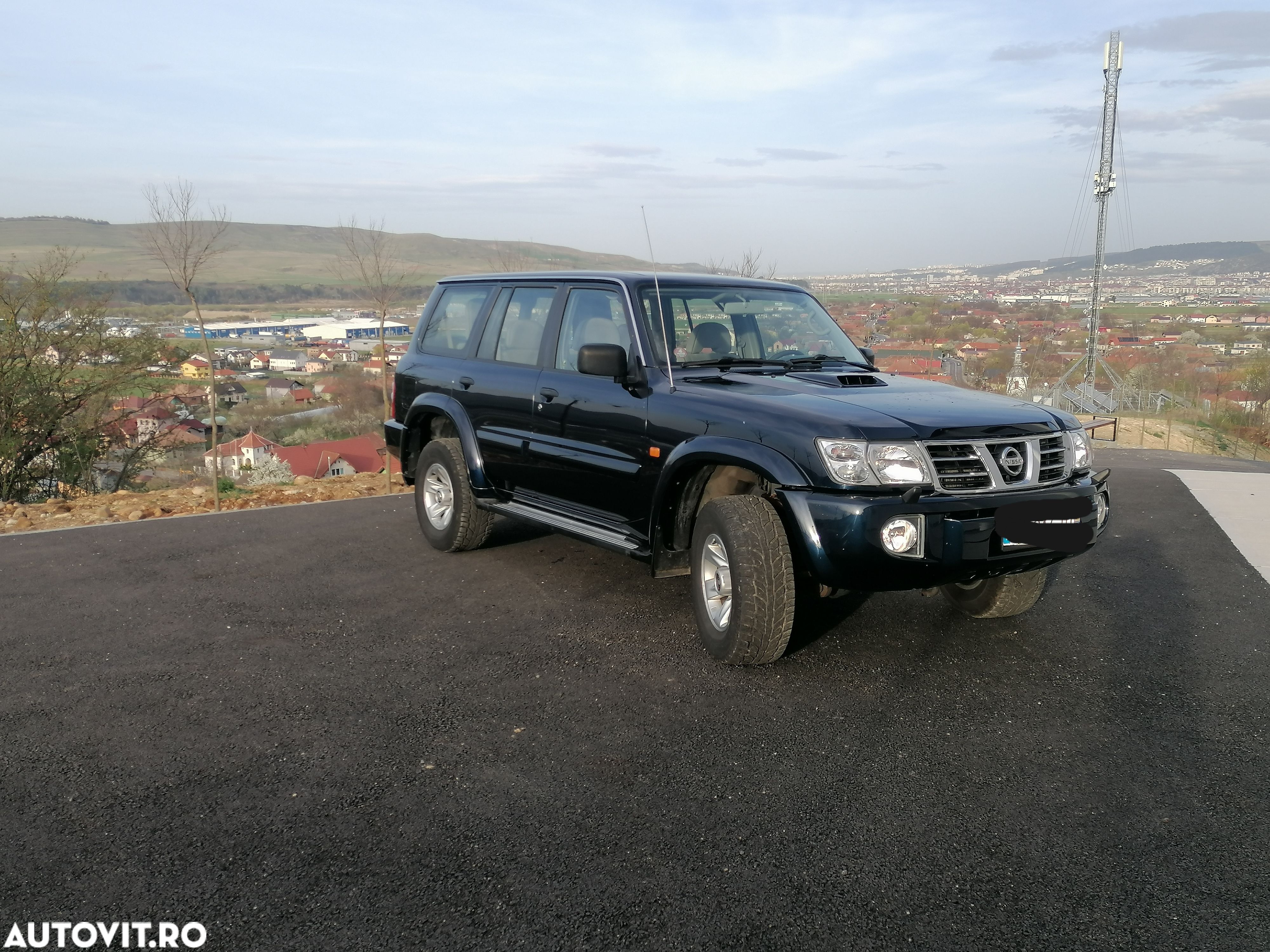 Nissan Patrol - 1