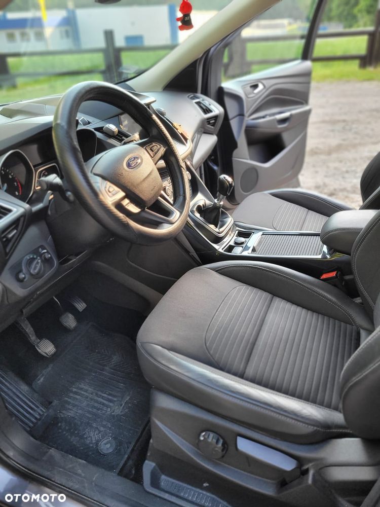 Ford Kuga 1.5 EcoBoost FWD Titanium ASS MMT6 - 10