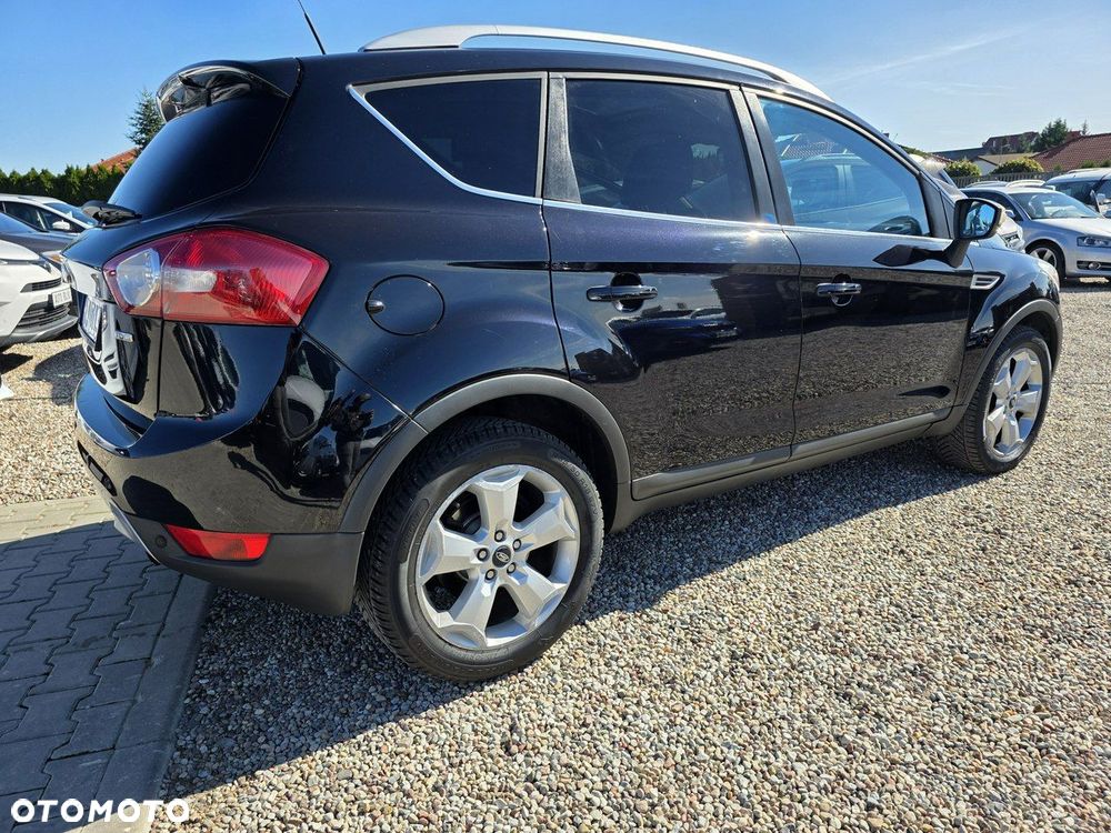 Ford Kuga 2.0 TDCi 2x4 Titanium - 17