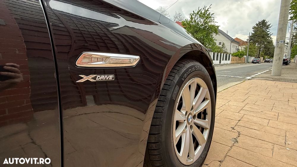 BMW Seria 5 525d xDrive - 5