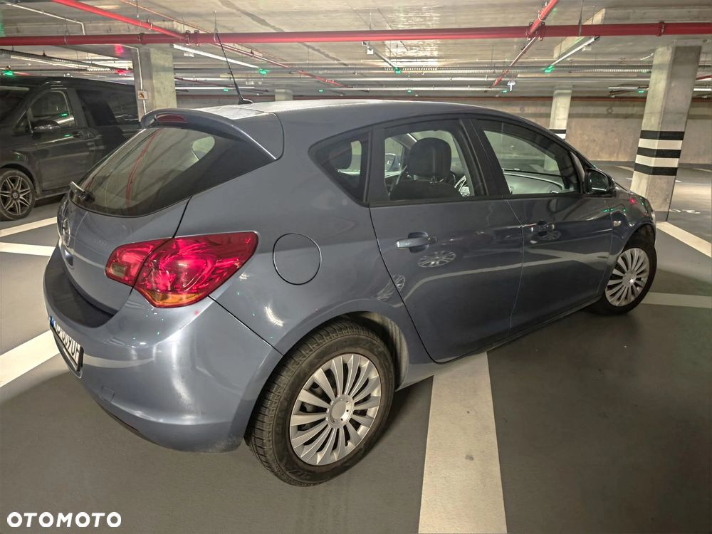 Opel Astra 1.6 Edition 150 - 4