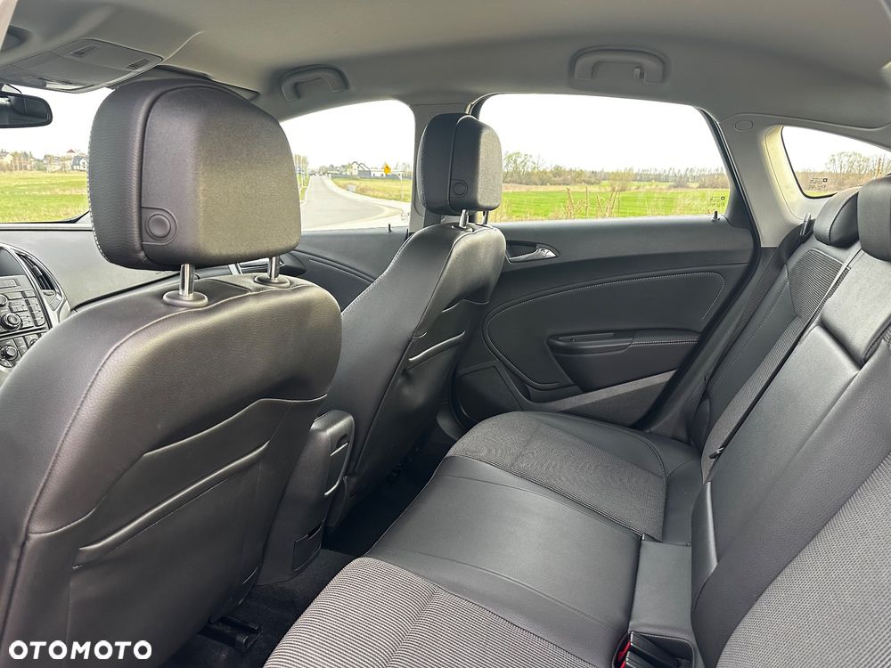 Opel Astra 1.6 Turbo Automatik Cosmo - 10