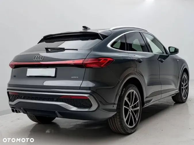 Audi Q5 Sportback - 2