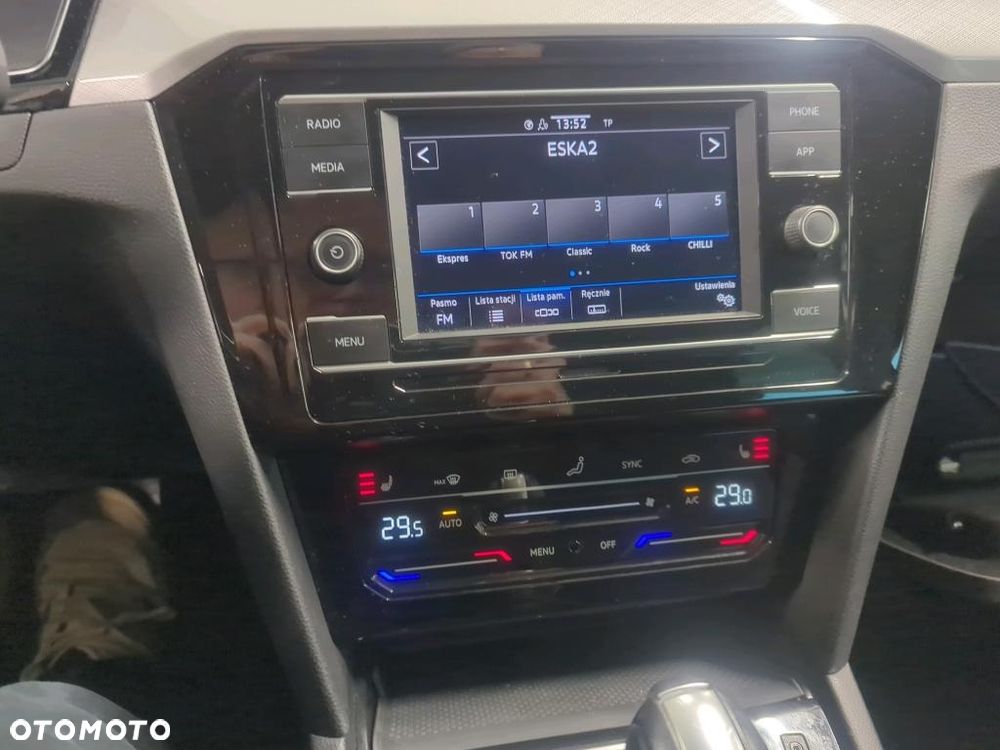 Volkswagen Passat Variant 2.0 TDI EVO Business DSG - 12