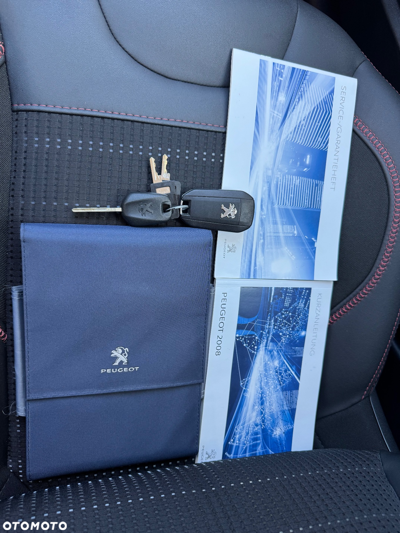 Peugeot 2008 PureTech 110 Stop&Start EAT6 GT-Line Edition - 38