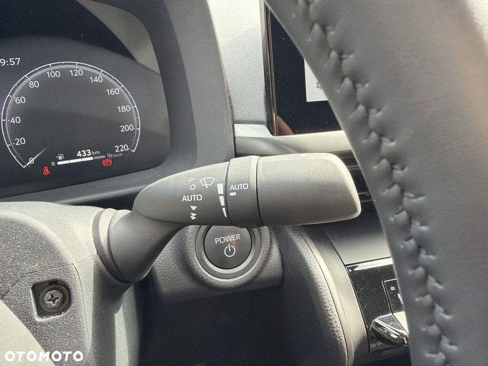 Toyota C-HR - 22