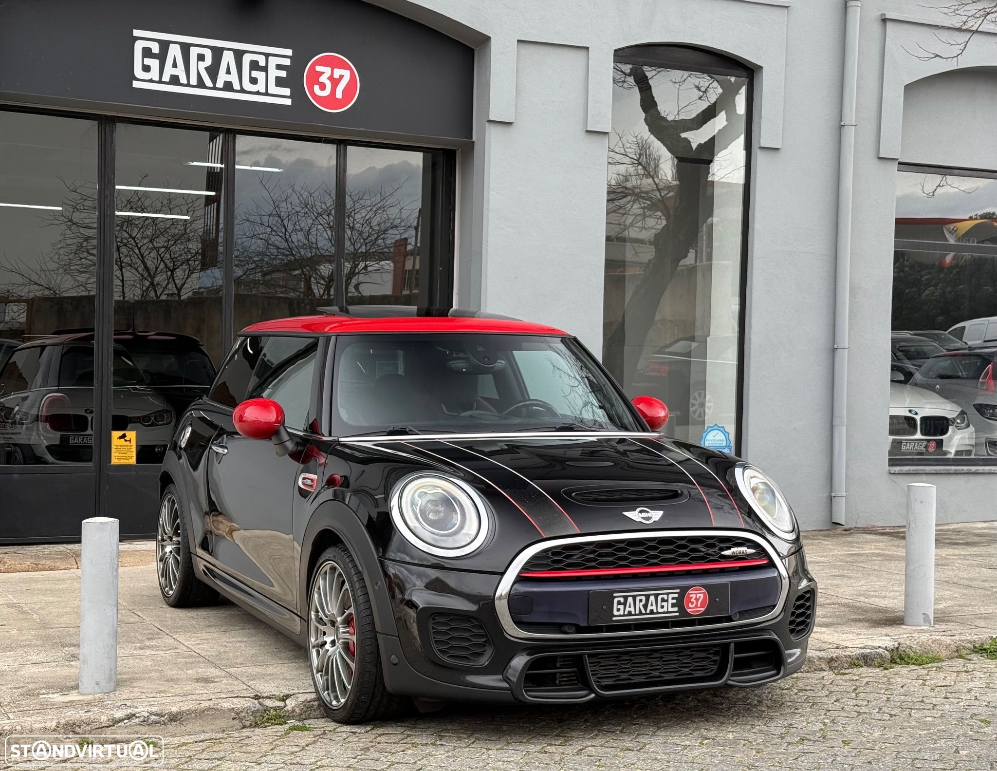 MINI 3 Portas John Cooper Works - 1