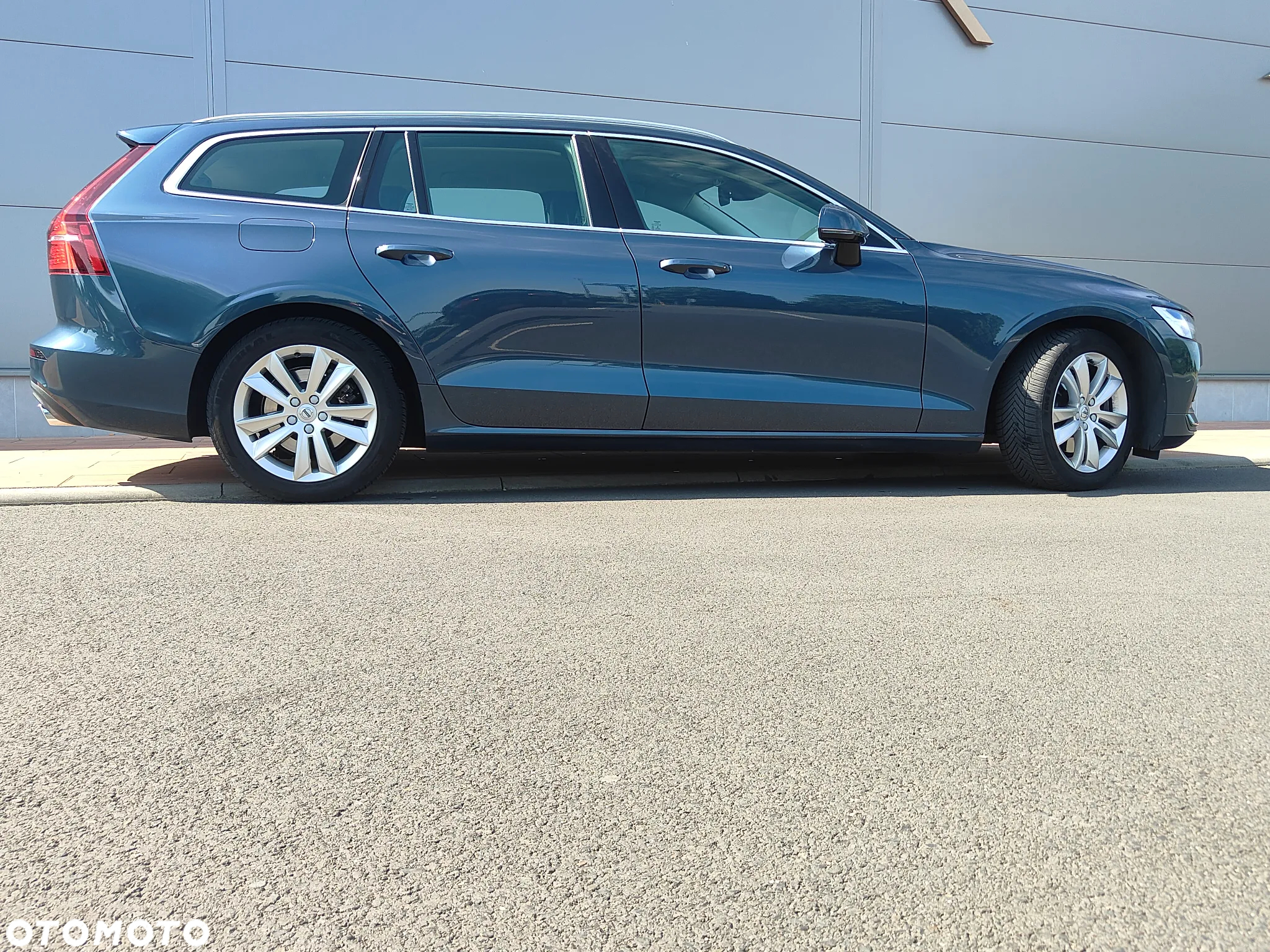 Volvo V60 B3 B Geartronic Momentum - 14