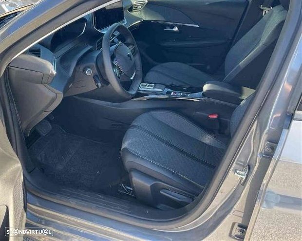 Peugeot e-208 50 kWh Allure - 5