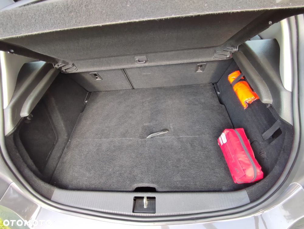 Opel Astra - 11