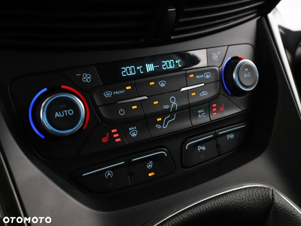Ford Kuga 1.5 EcoBoost 2x4 Titanium - 27