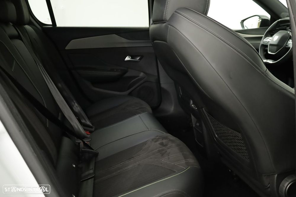 Peugeot 308 1.2 PureTech GT EAT8 - 22
