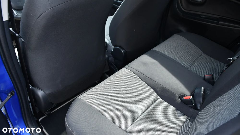 Toyota Yaris - 23