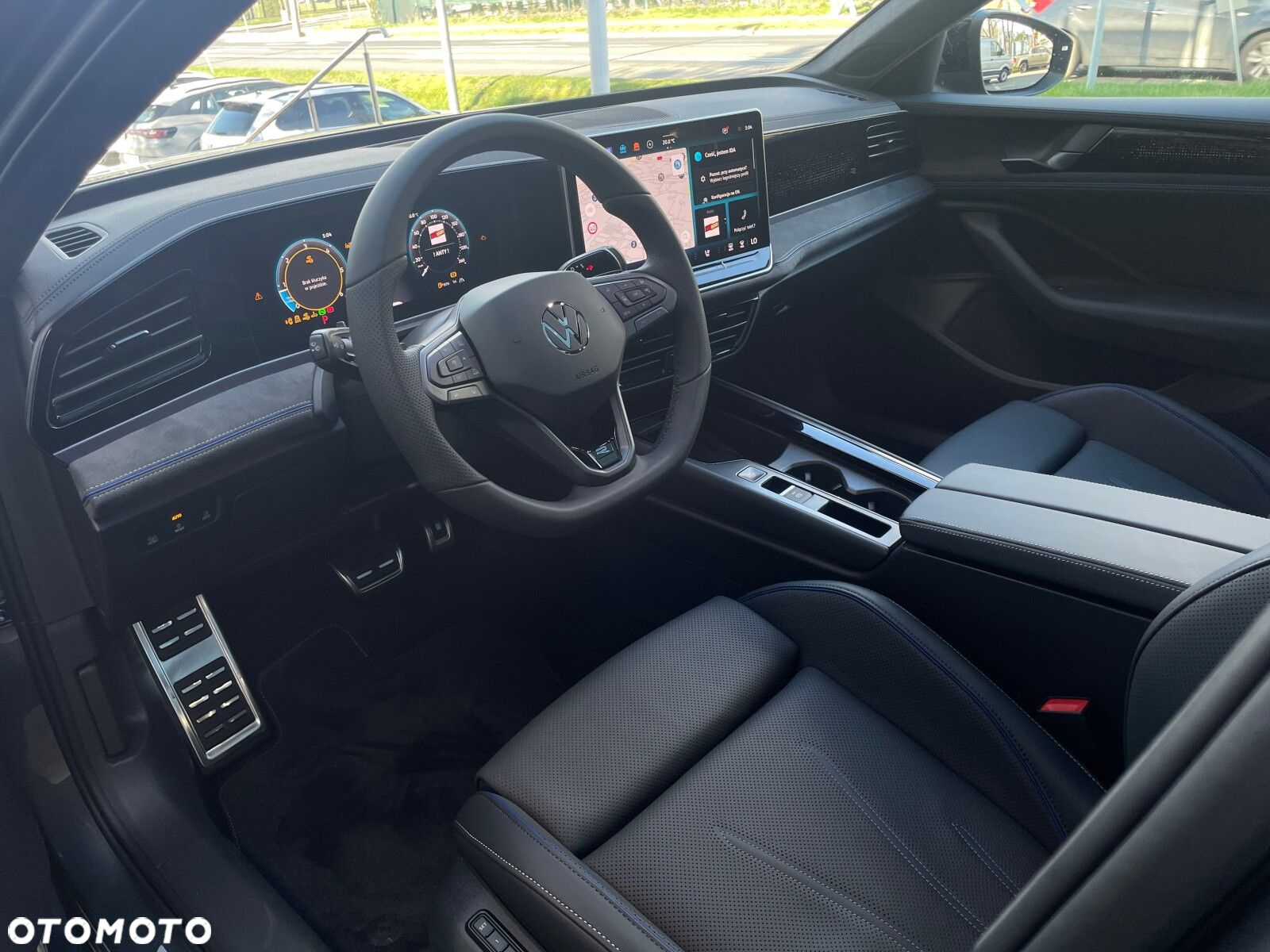 Volkswagen Passat - 12