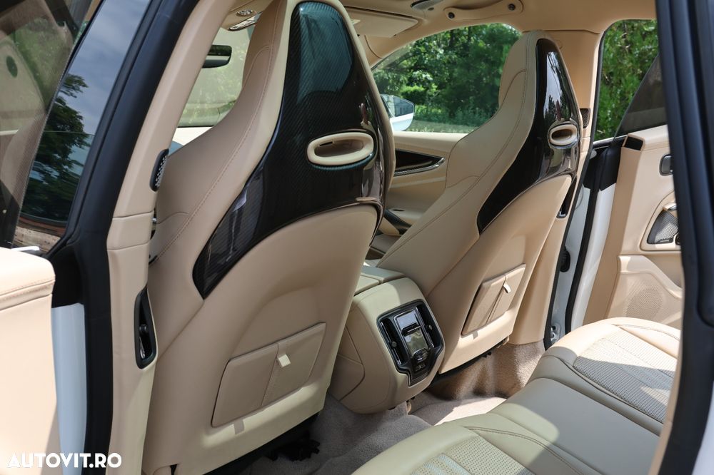 Aston Martin DBX Standard - 16