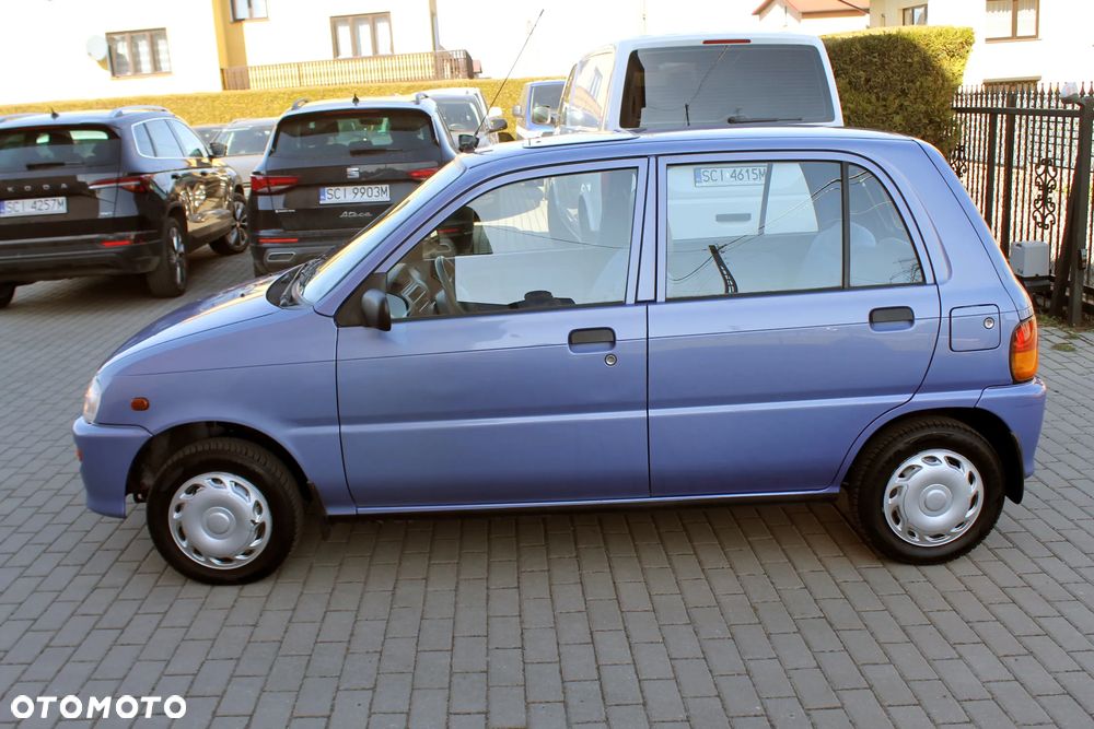 Daihatsu Cuore GL - 6