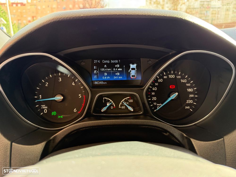 Ford Focus SW 1.5 TDCi ST-Line - 31