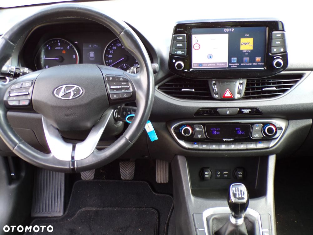 Hyundai i30 1.6 CRDI Intro Edition - 20