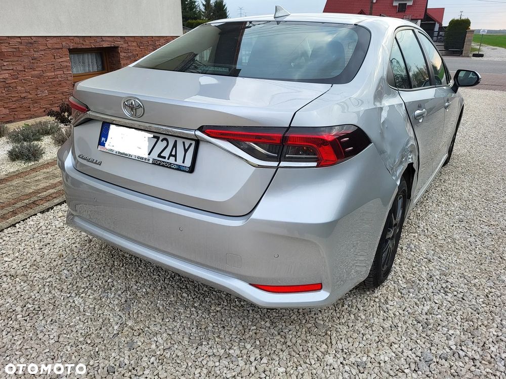 Toyota Corolla 1.6 Active - 12
