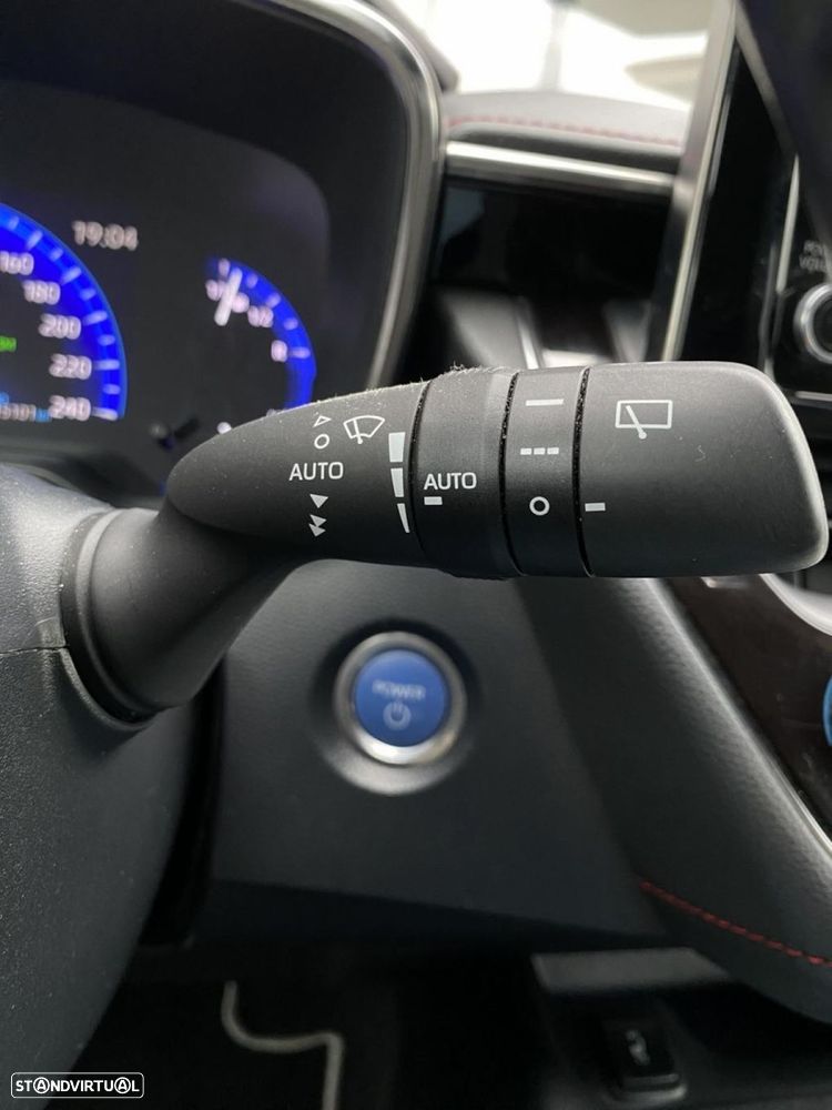 Toyota Corolla 2.0 Hybrid Exclusive - 27