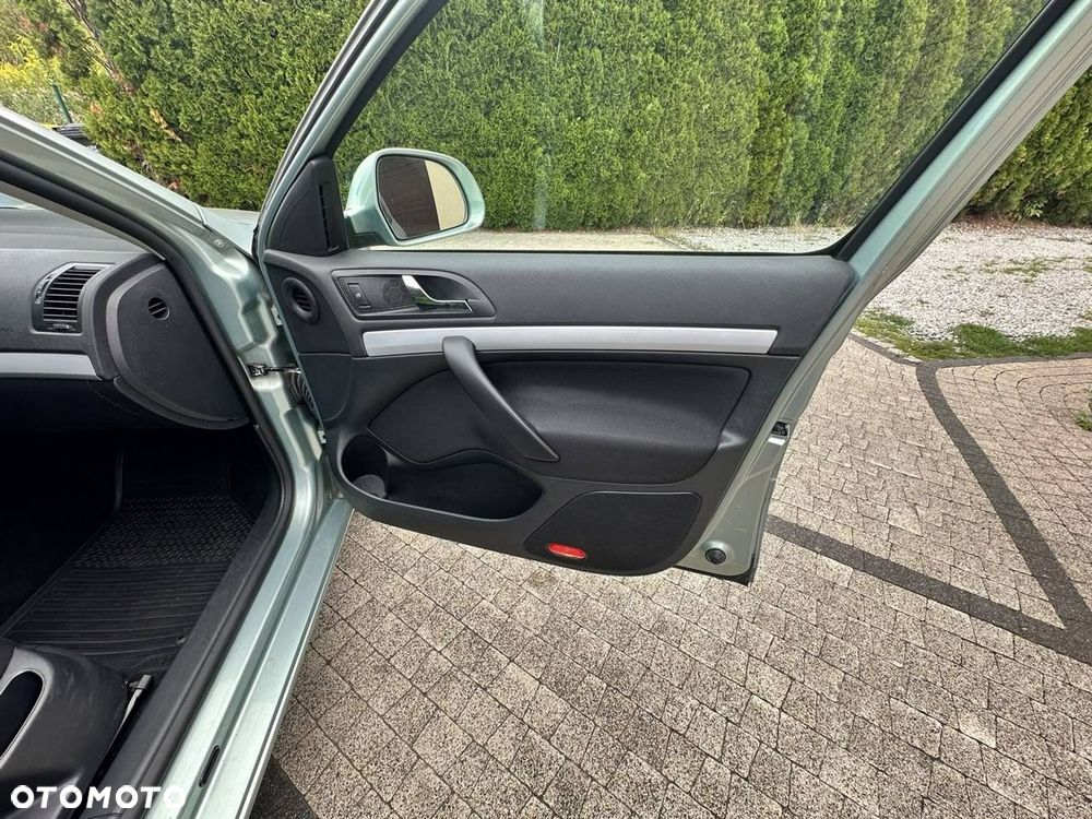 Skoda Octavia - 21
