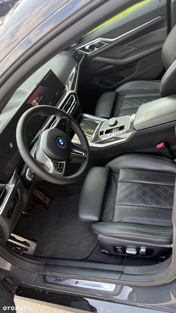 BMW i4 80.7kWh M50 - 18