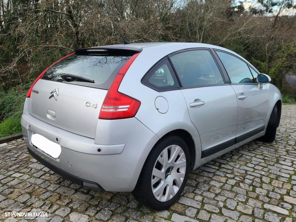 Citroën C4 1.6 HDi 110 VTR Pack - 4
