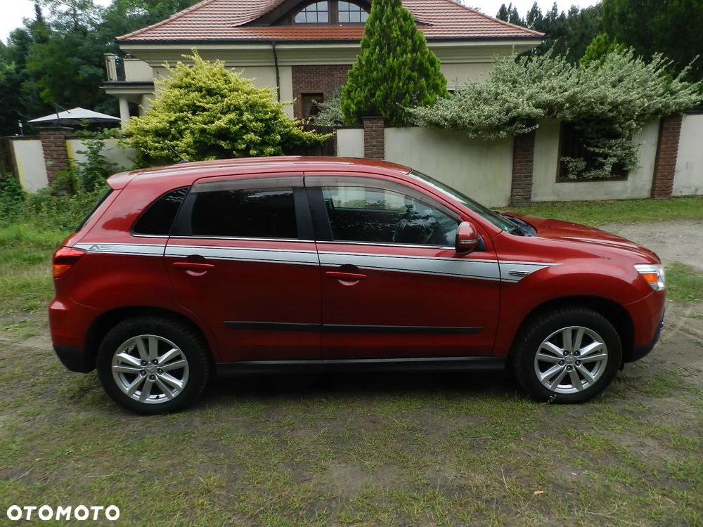 Mitsubishi ASX - 5