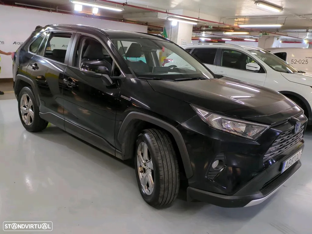 Toyota RAV4 2.5 HDF Comfort - 4
