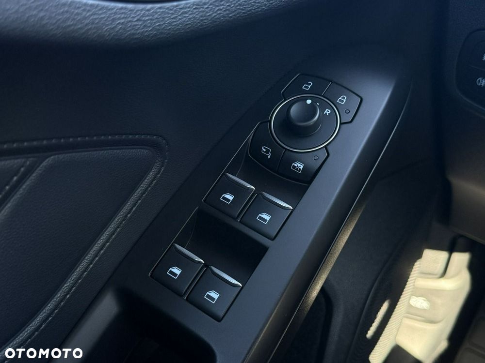 Ford Focus 1.0 EcoBoost Hybrid TITANIUM STYLE - 28