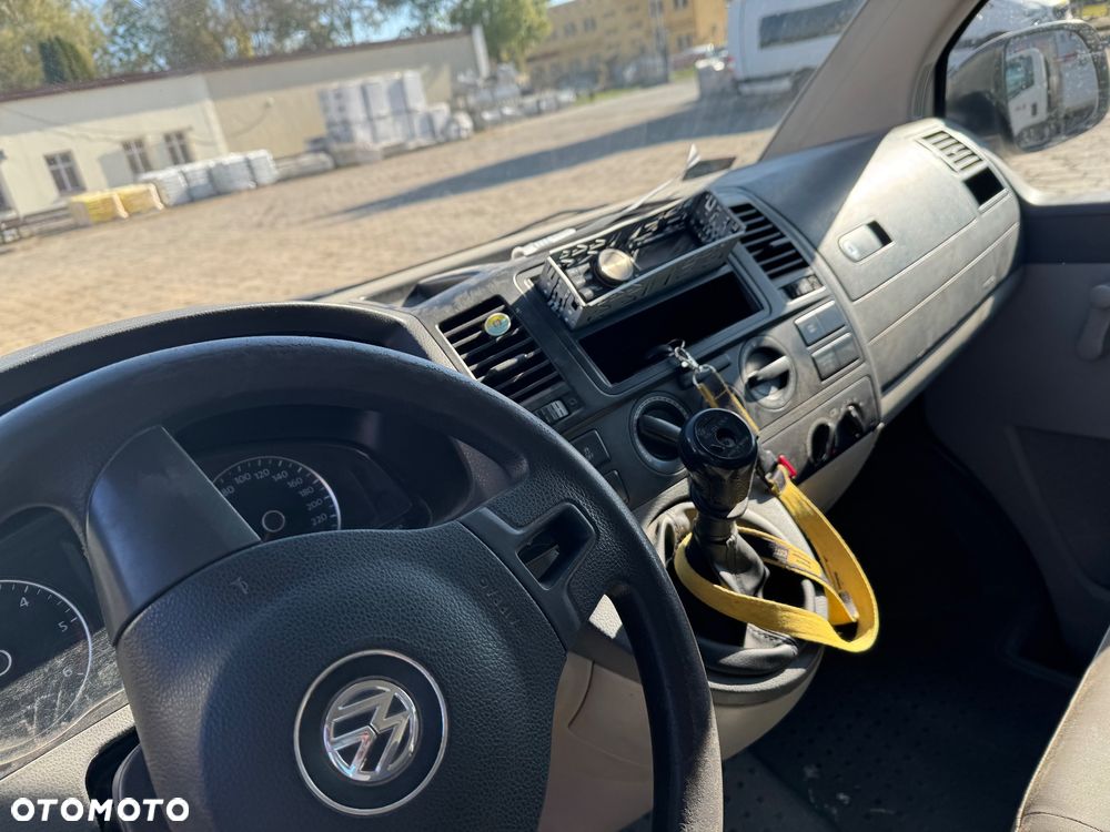 Volkswagen Transporter - 3