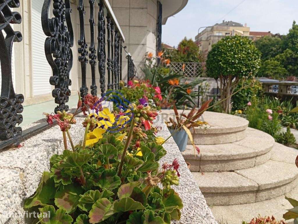 Prédio com classificação VP1 da CM Porto. Traça, charme e preservação - Grande imagem: 5/50