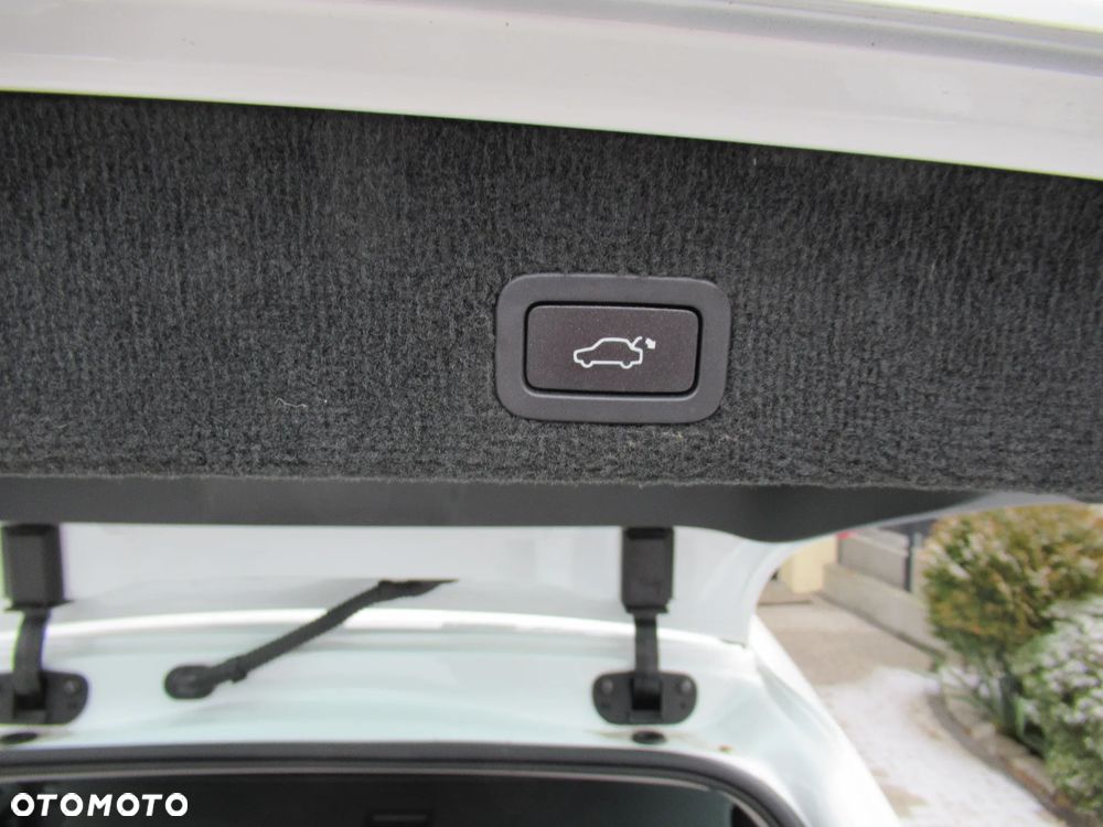 Volvo V70 D3 Geartronic Black Edition - 15