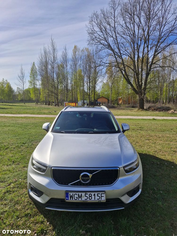 Volvo XC 40 D4 AWD Geartronic Momentum Pro - 3