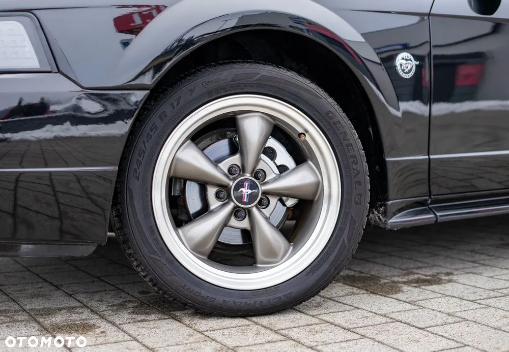 Ford Mustang 4.6 V8 GT - 12