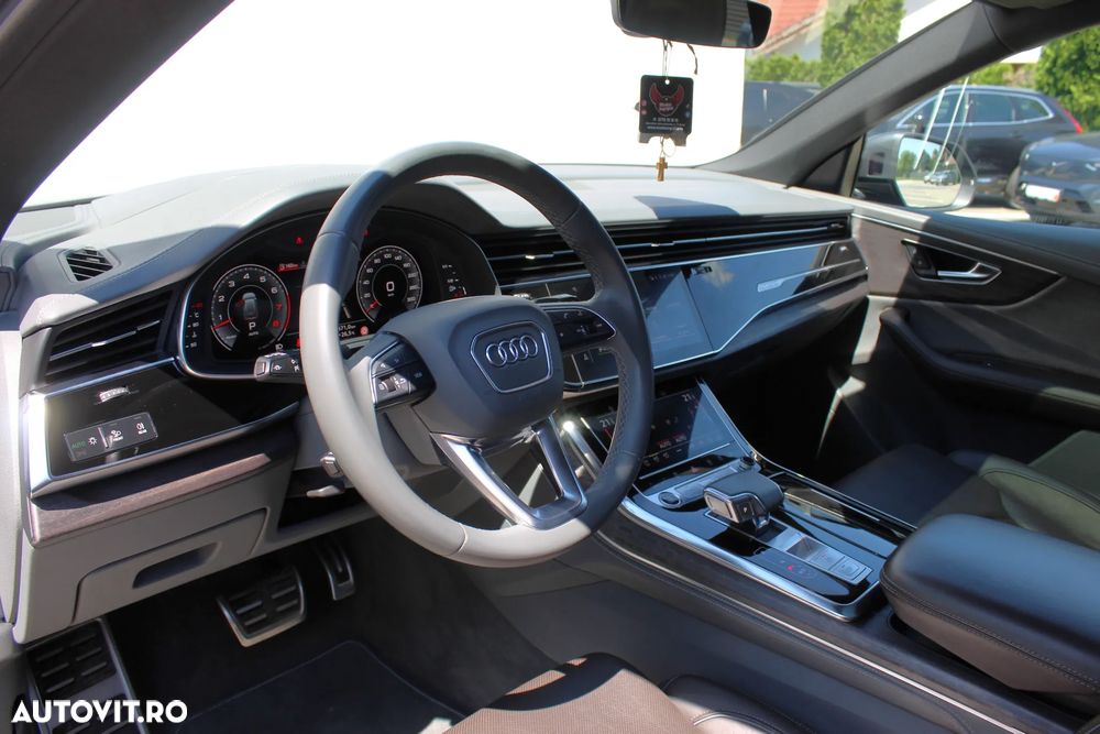 Audi Q8 3.0 55 TFSI quattro Tiptronic MHEV - 11
