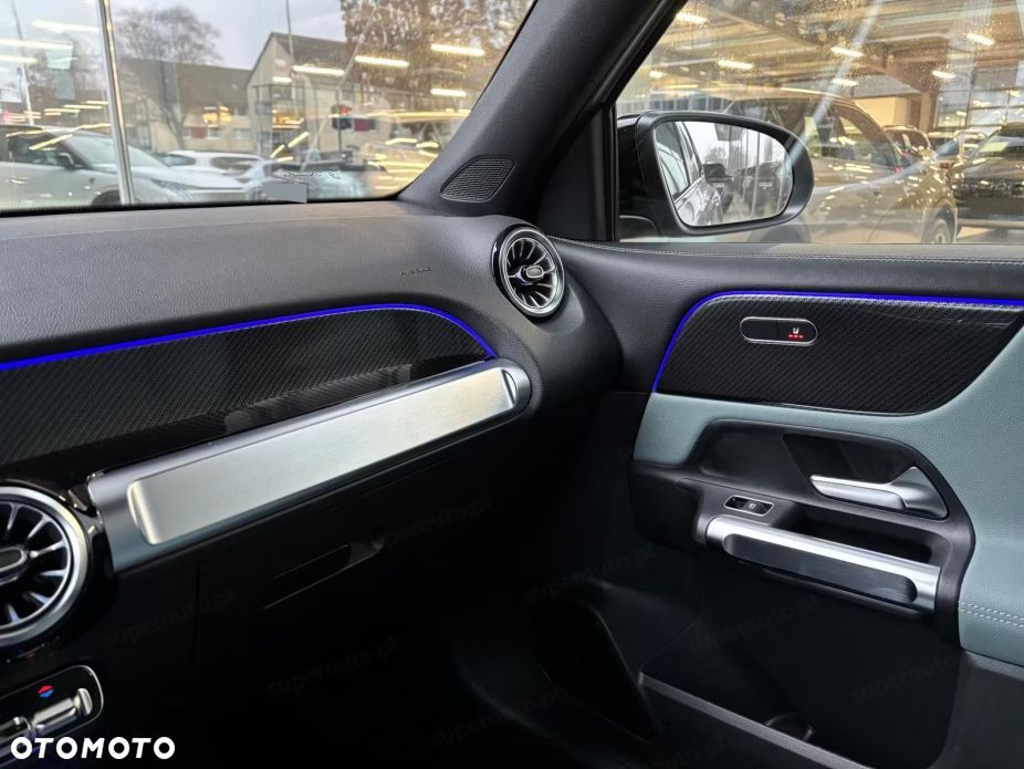 Mercedes-Benz GLB 200 AMG Line 7G-DCT - 13