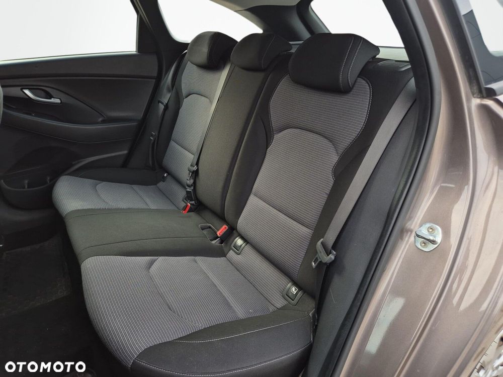 Hyundai i30 1.0 T-GDI Classic + DCT - 22