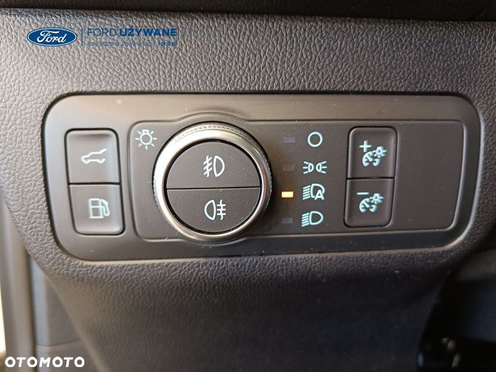 Ford Kuga 2.5 Duratec PHEV TITANIUM X - 19