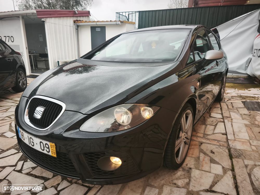 SEAT Leon 2.0 TDI DPF FR - 31