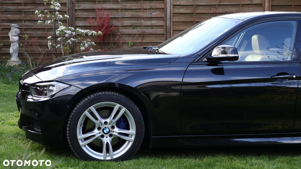 BMW Seria 3 335i xDrive M Sport - 2