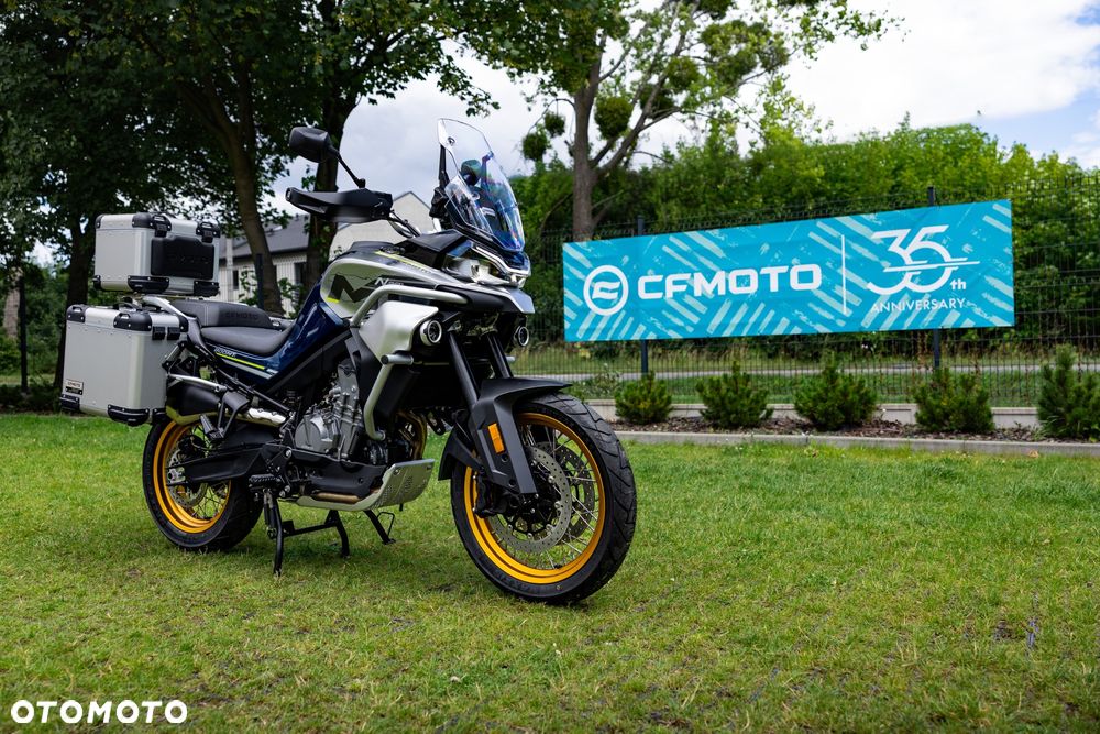 CFMoto MT - 2