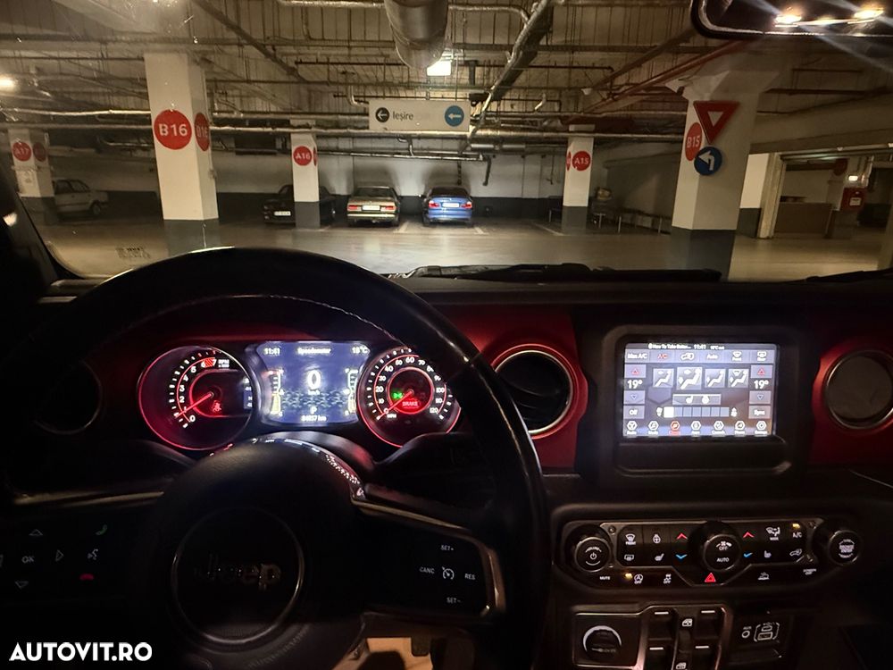 Jeep Wrangler 2.0 T-GDI Softtop AWD Automatik Rubicon - 9