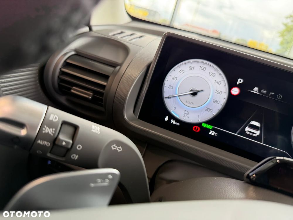 Hyundai Inster 49kWh Cross - 12